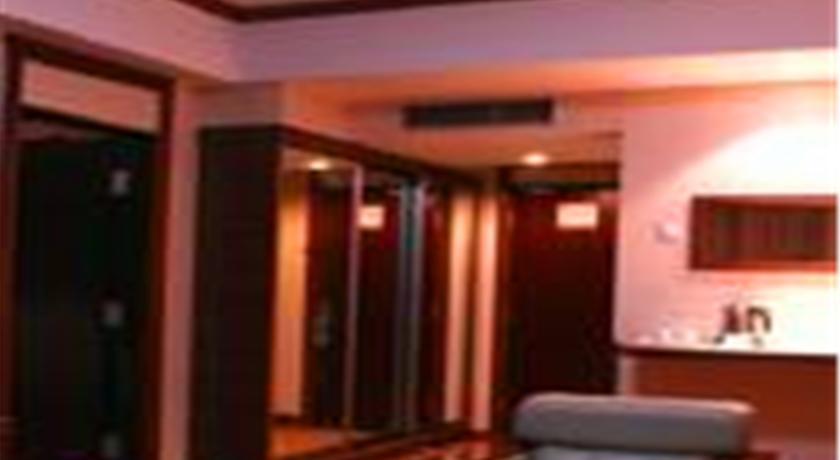 Bremen Holiday Hotel Harbin Exterior photo
