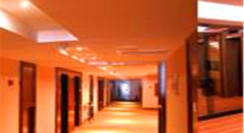 Bremen Holiday Hotel Harbin Exterior photo