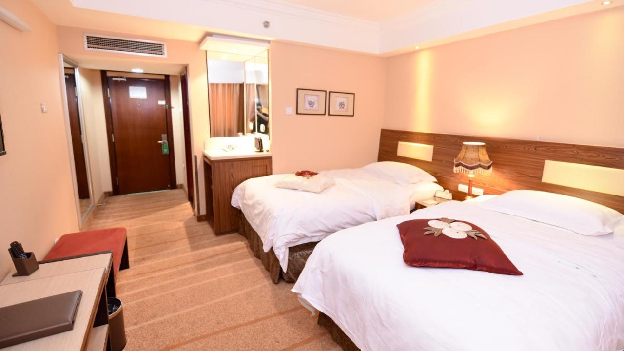 Bremen Holiday Hotel Harbin Exterior photo