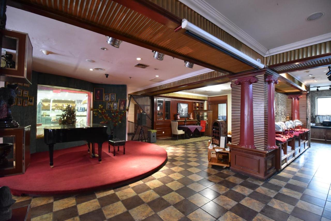 Bremen Holiday Hotel Harbin Exterior photo